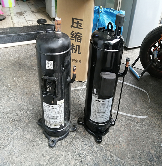 塔城中央空调压缩机的更换维修